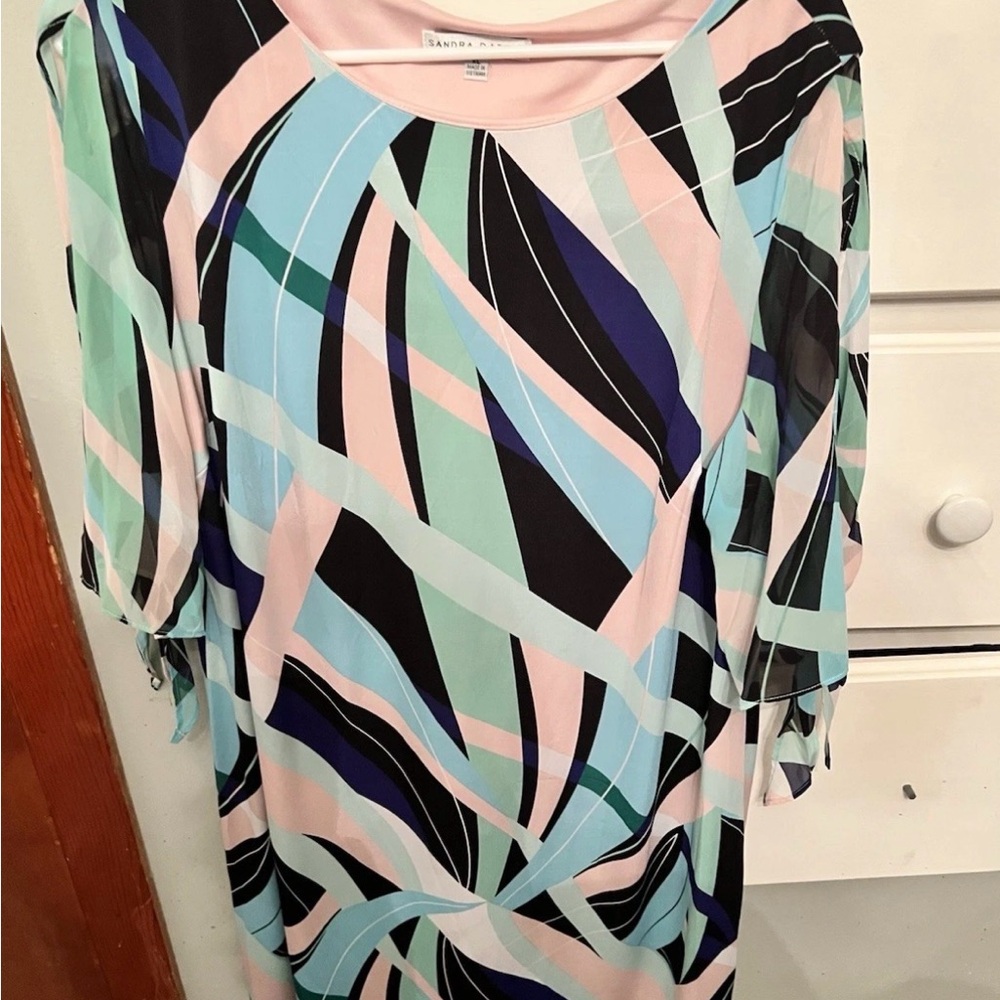 Sandra Darren Pastel Abstract Women's Blouse